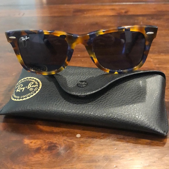 Ray bans - Picture 1 of 2